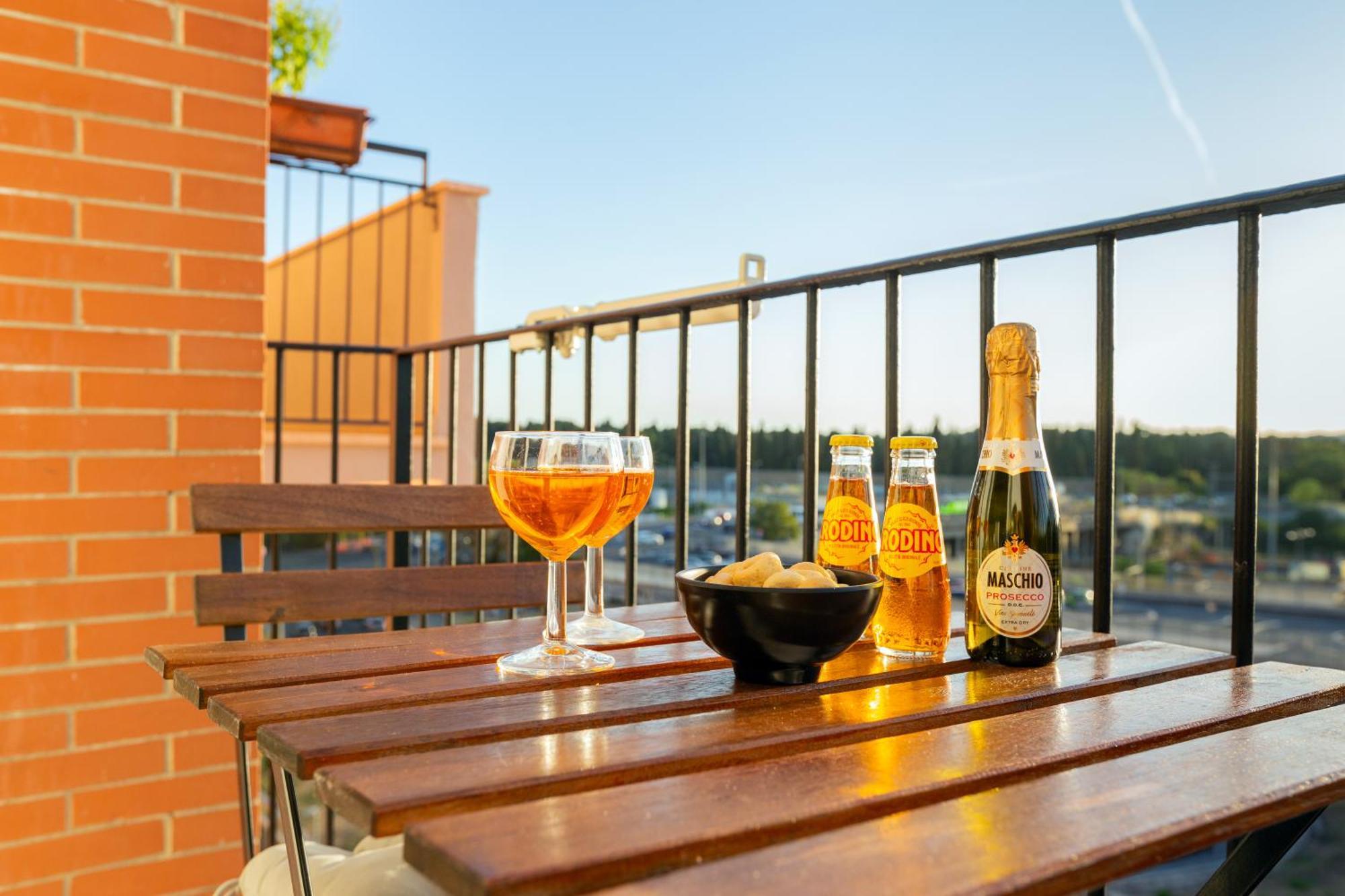 Stylish & Cozy - 5 Star Location- Balcony - City View 罗马 外观 照片