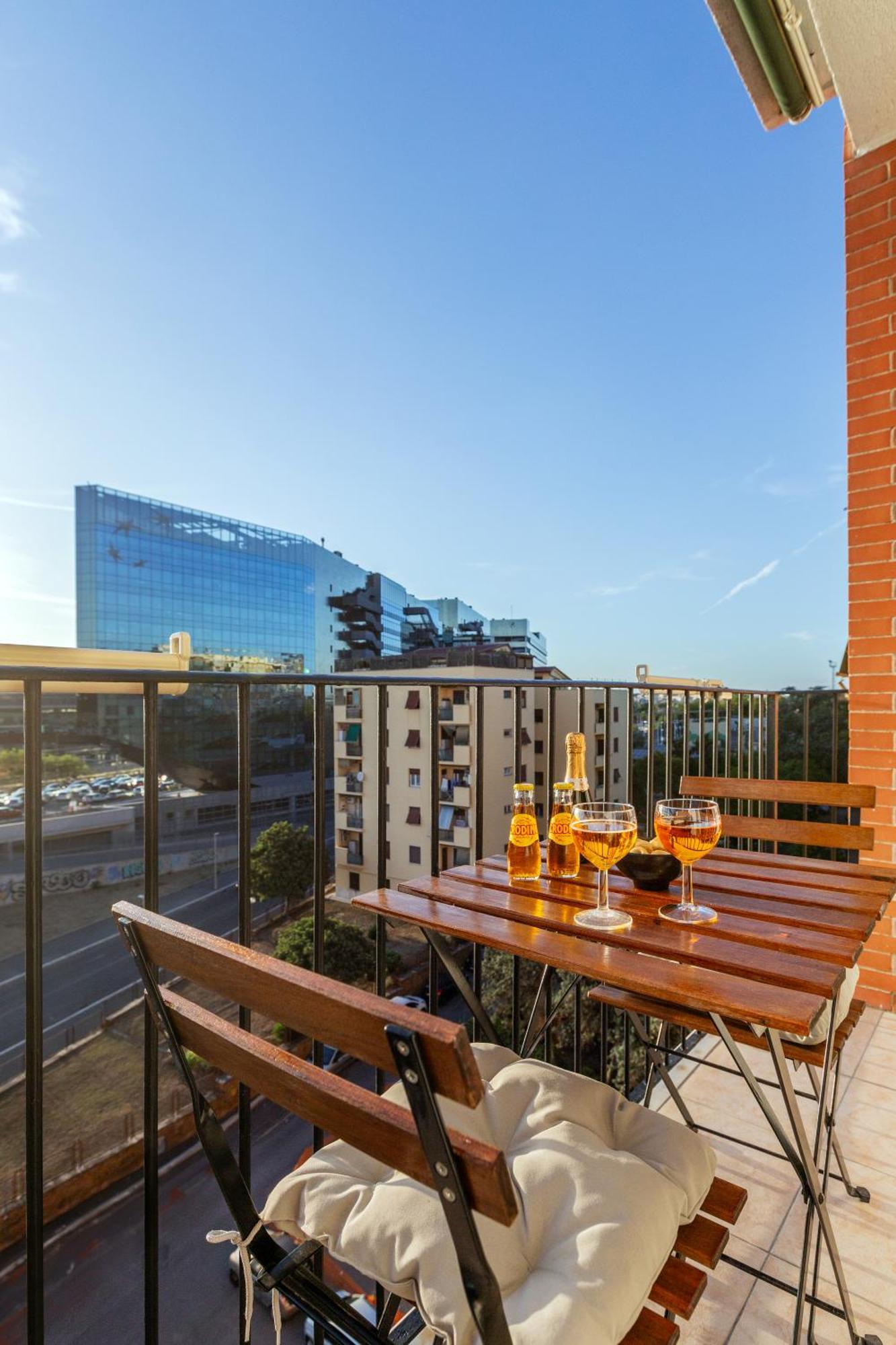 Stylish & Cozy - 5 Star Location- Balcony - City View 罗马 外观 照片